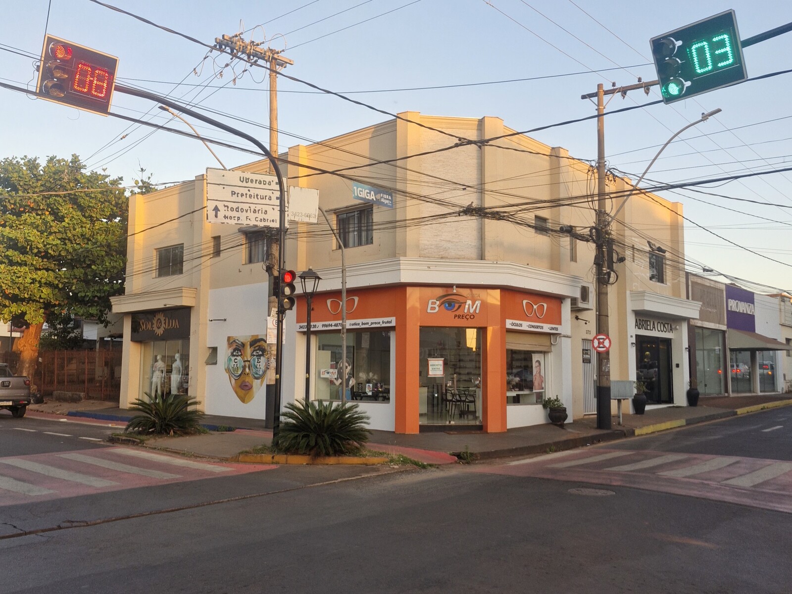 Sobrado Comercial — foto 4 da obra executada pela MRE Construções