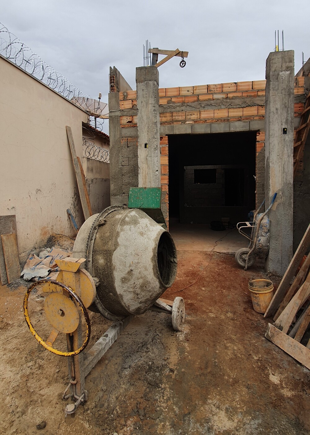 Escritório Profissional — foto 2 da obra executada pela MRE Construções