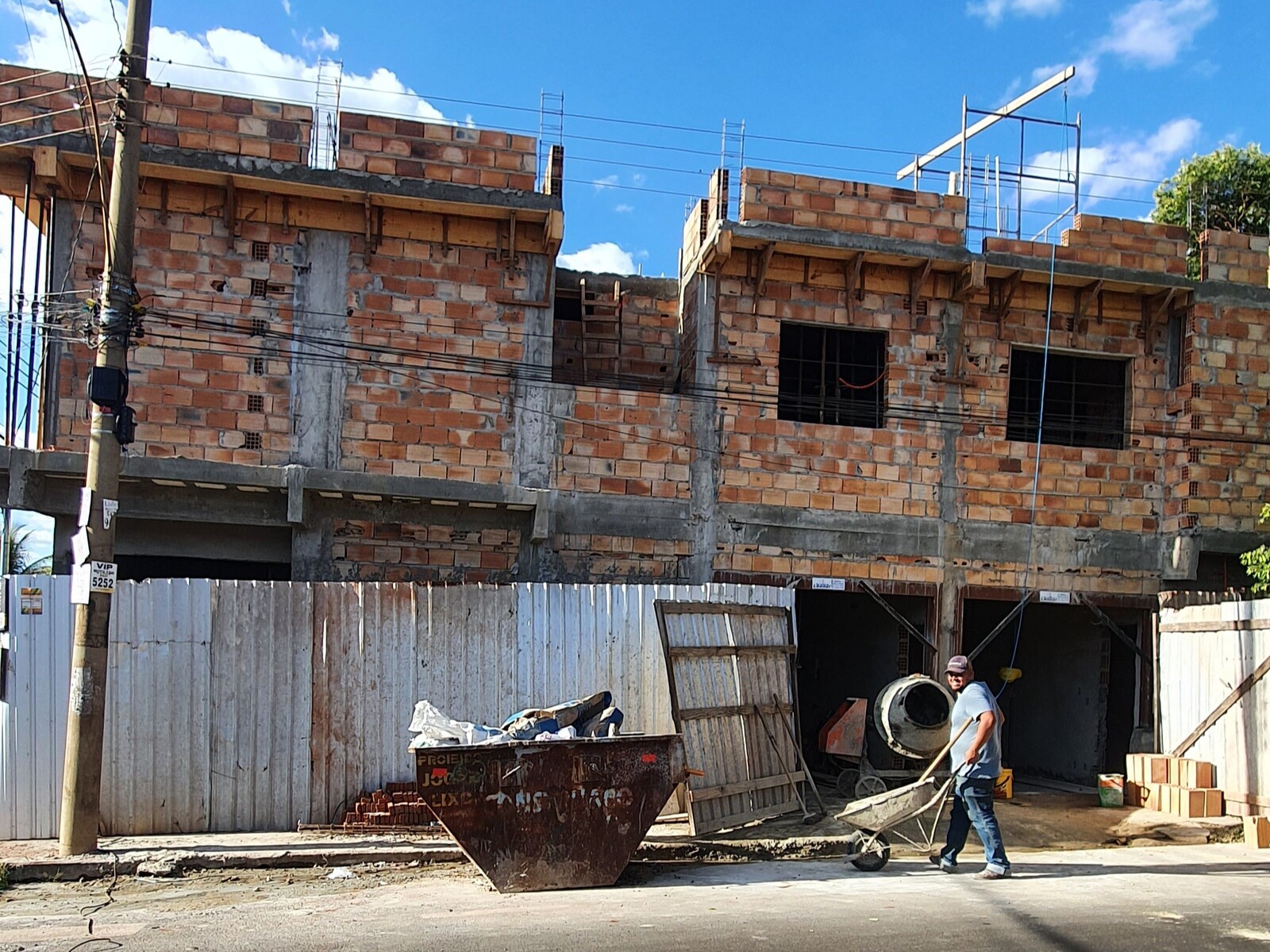 Sobrado Corporativo — foto 3 da obra executada pela MRE Construções