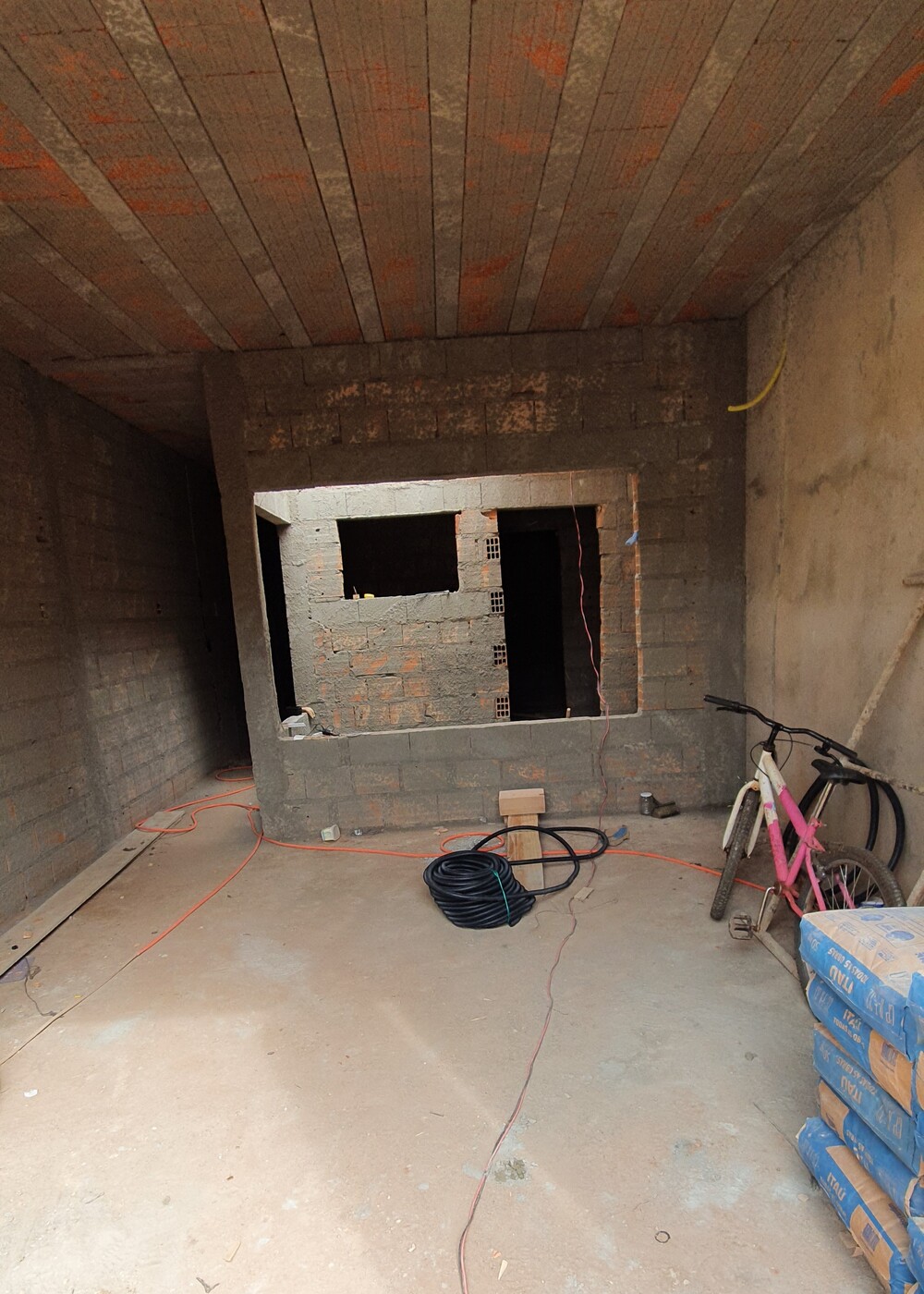 Escritório Profissional — foto 3 da obra executada pela MRE Construções
