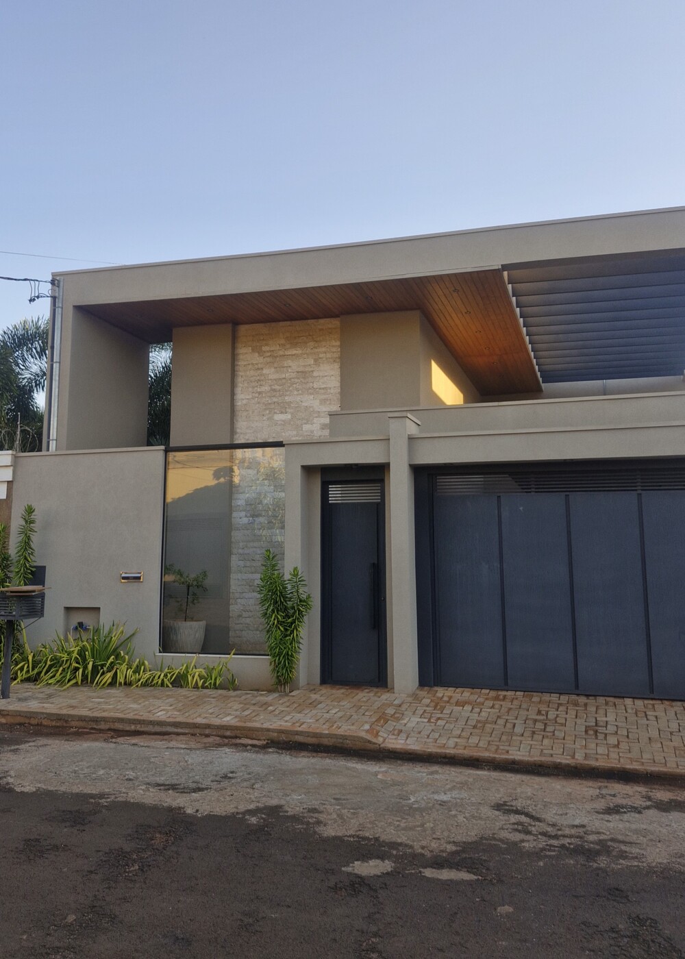 Residência Acabamento Completo — foto 3 da obra executada pela MRE Construções